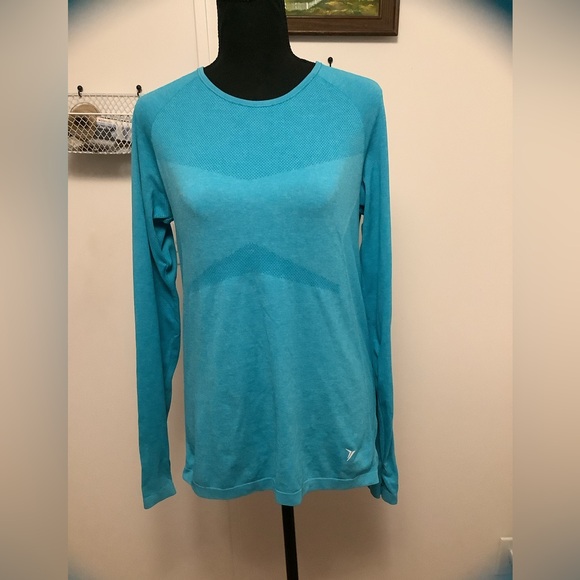 Old Navy Shirt - Picture 1 of 3